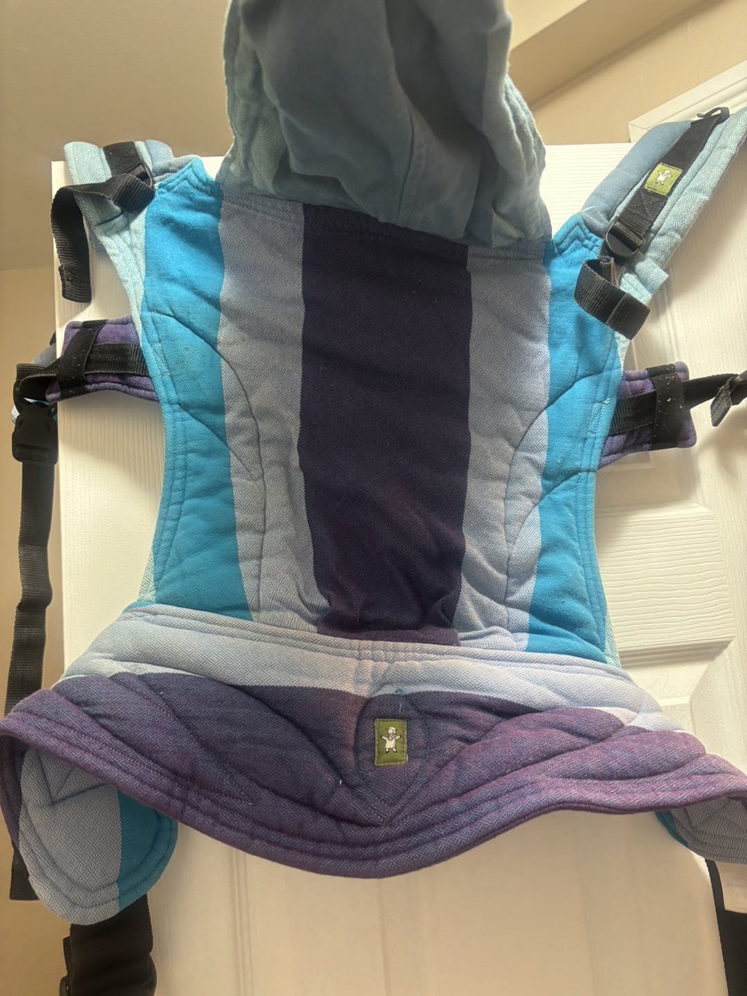 Tula Baby Carrier - Floral Print & Newborn Insert - photo 3