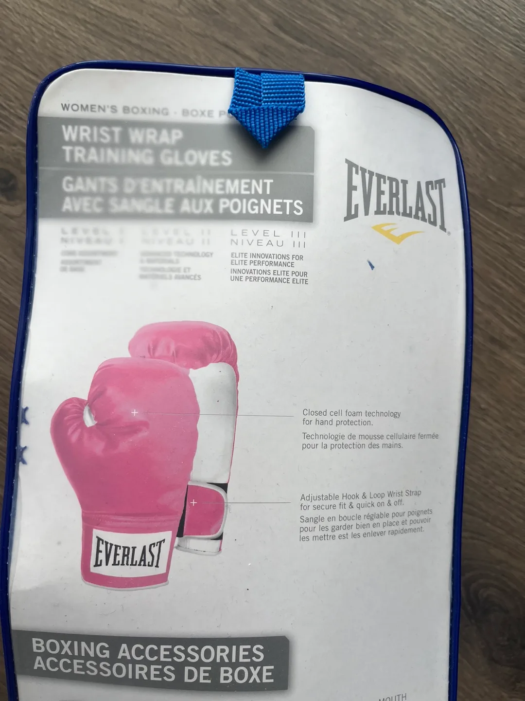 Everlast Women's Boxing Gloves & Hand Wraps - Pink - 14 oz image indicator(3)