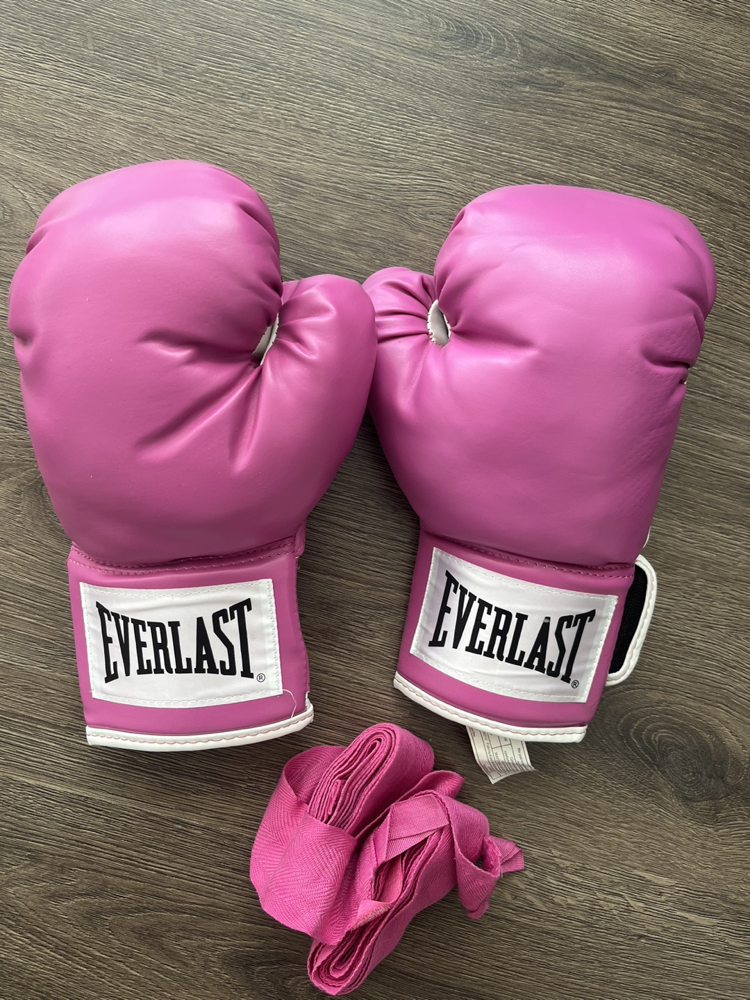 Everlast Women's Boxing Gloves & Hand Wraps - Pink - 14 oz