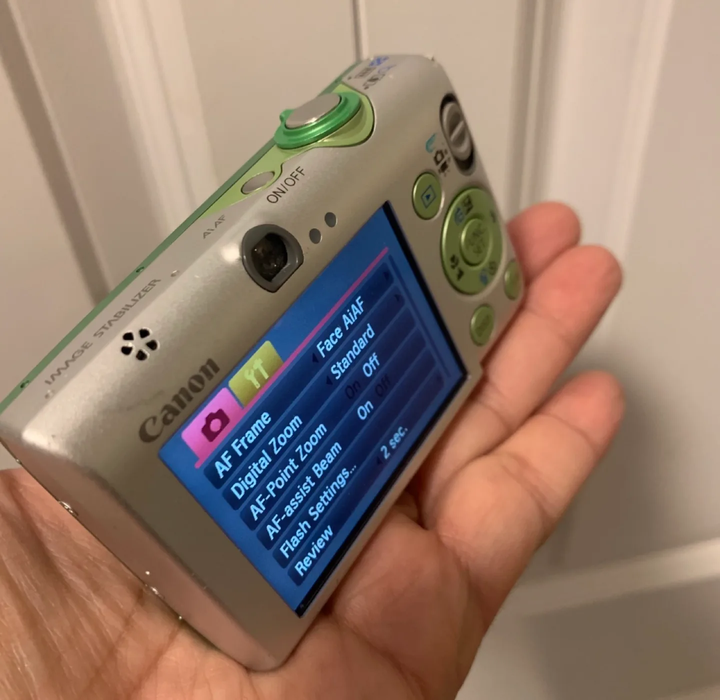 Canon PowerShot SD1200 IS Digital Camera - Green image indicator(2)