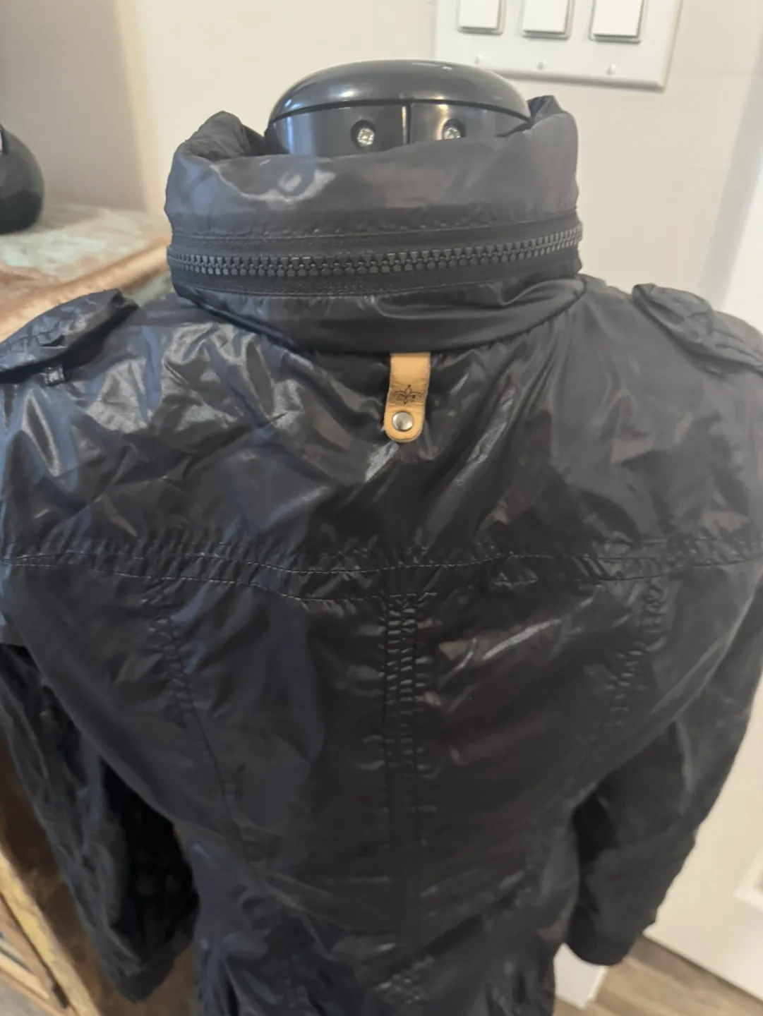 Mackage packable shell - est xs (as is) image indicator(7)