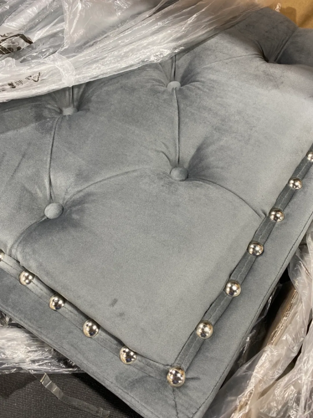 Tufted Upholstered Bed King Size - NEW image indicator(7)