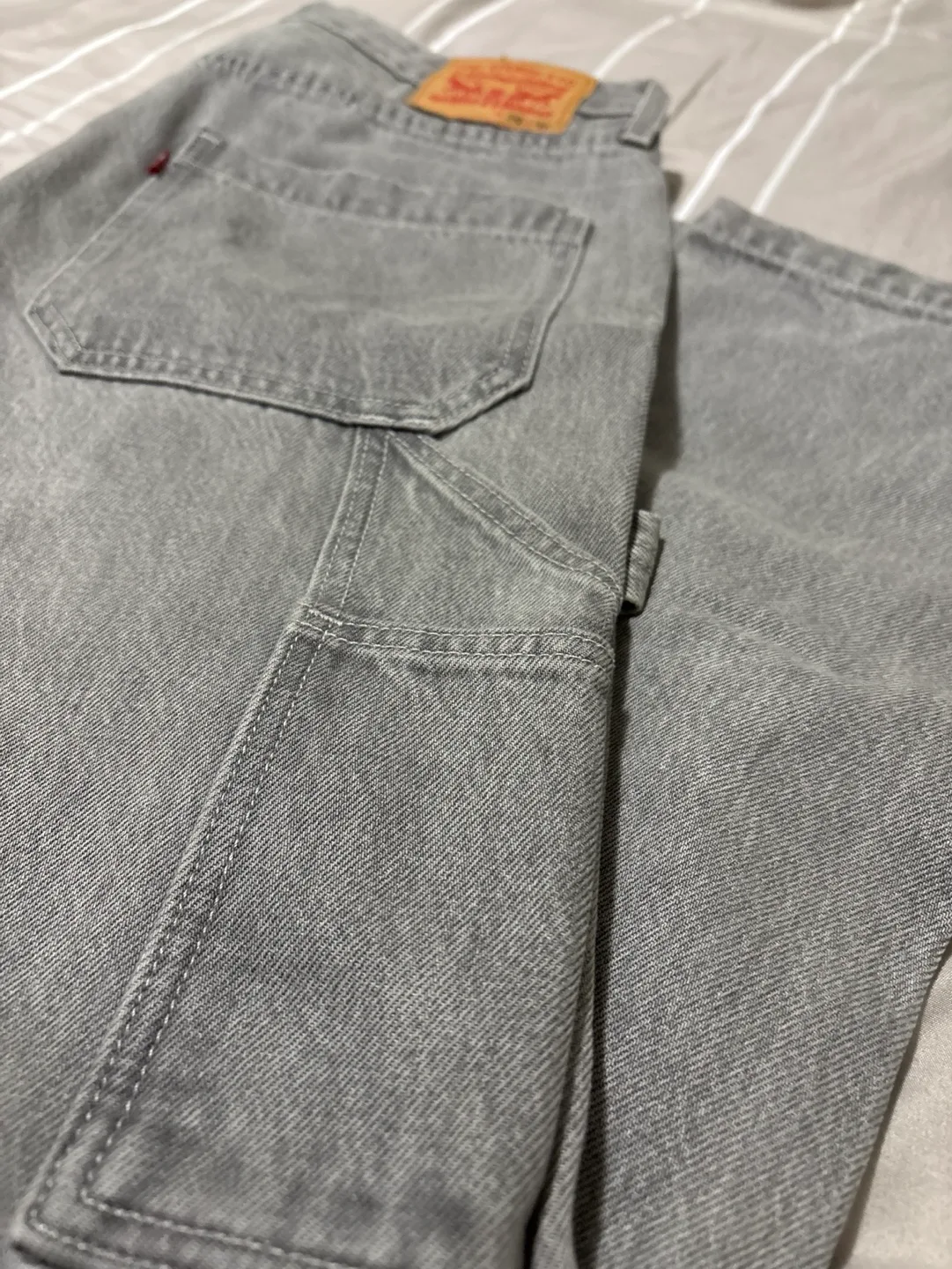 Levi’s Grey Carpenter Pants Men’s W34/L30 image indicator(2)