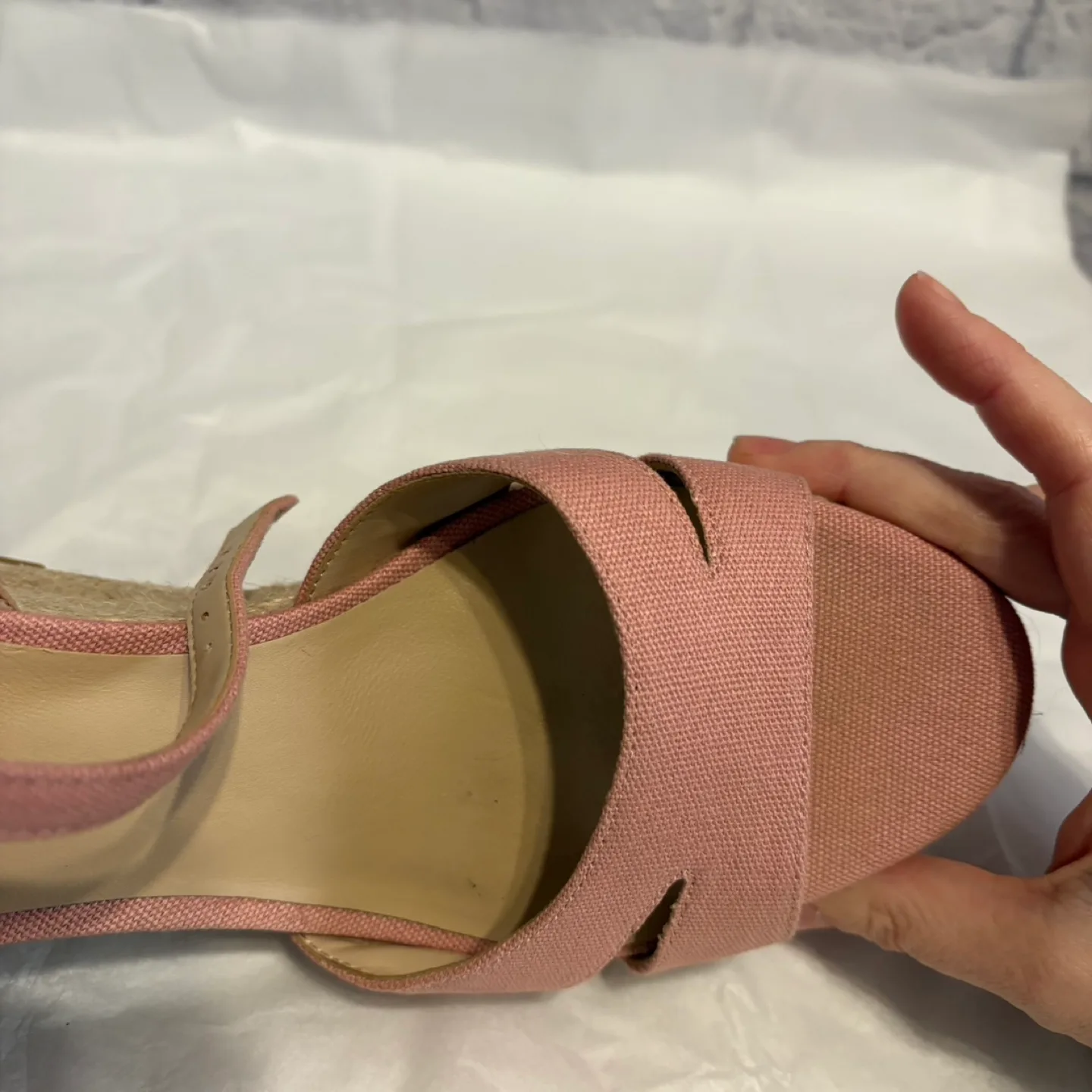 Stuart Weitzman  Wedge Sandals 9.5 image indicator(5)