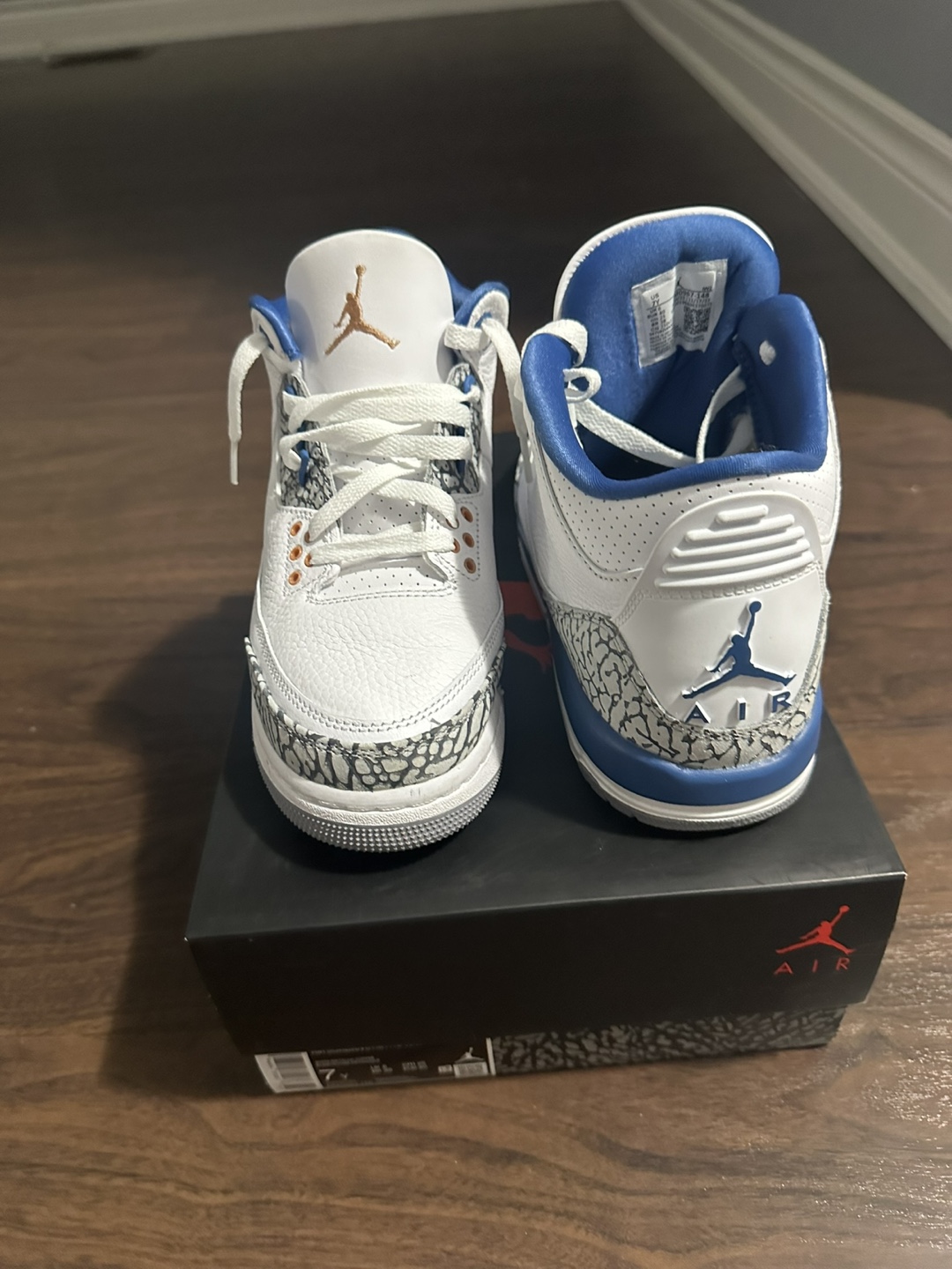 Air Jordan 3 washington wizards- Youth Size 7