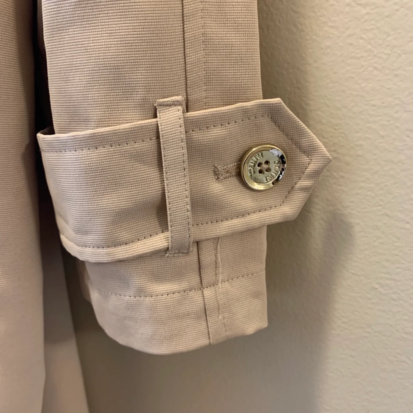 IMNYC Beige Trench Coat image indicator(3)
