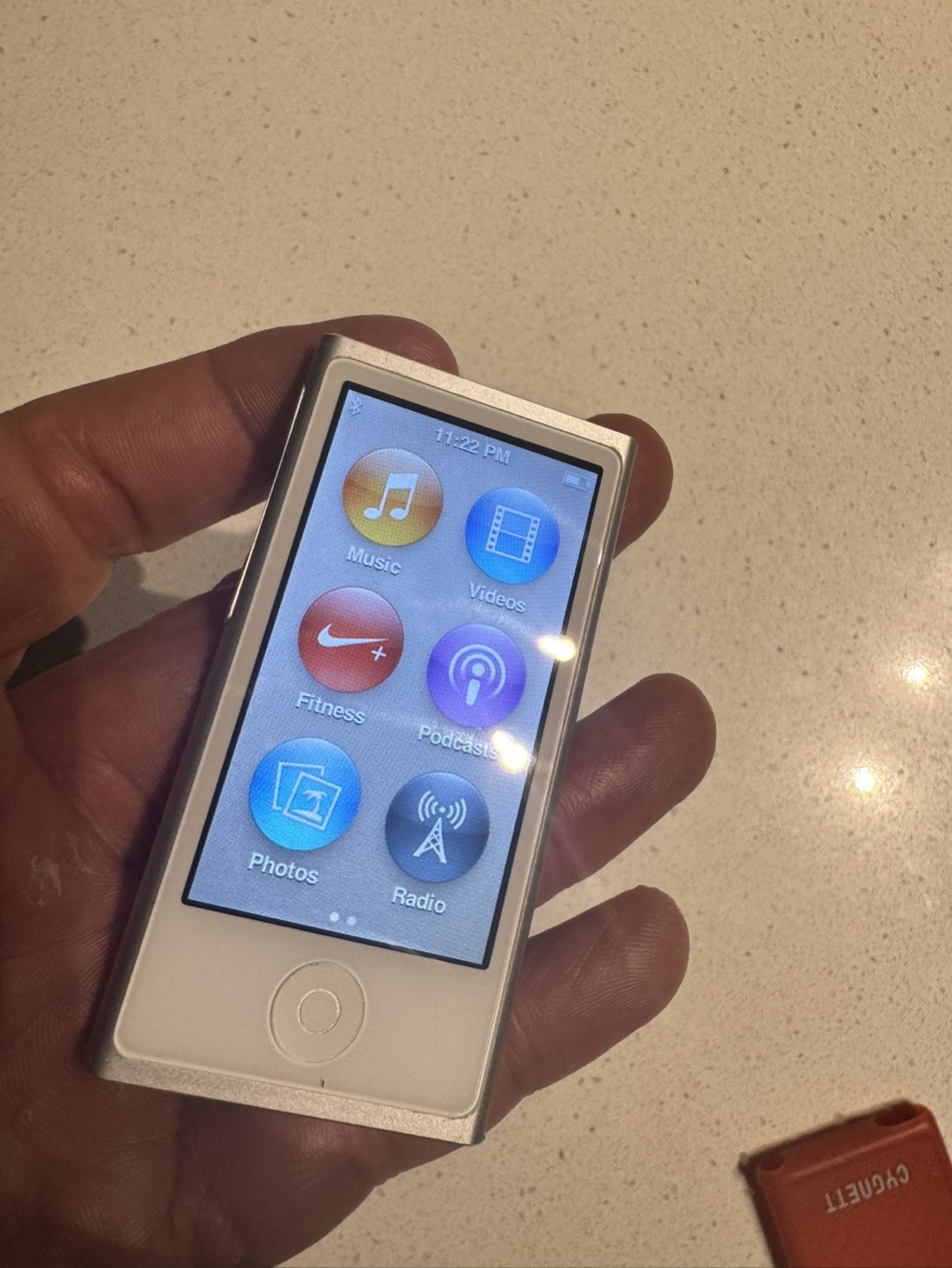 iPod Nano 6th Generation - Silver - photo 3