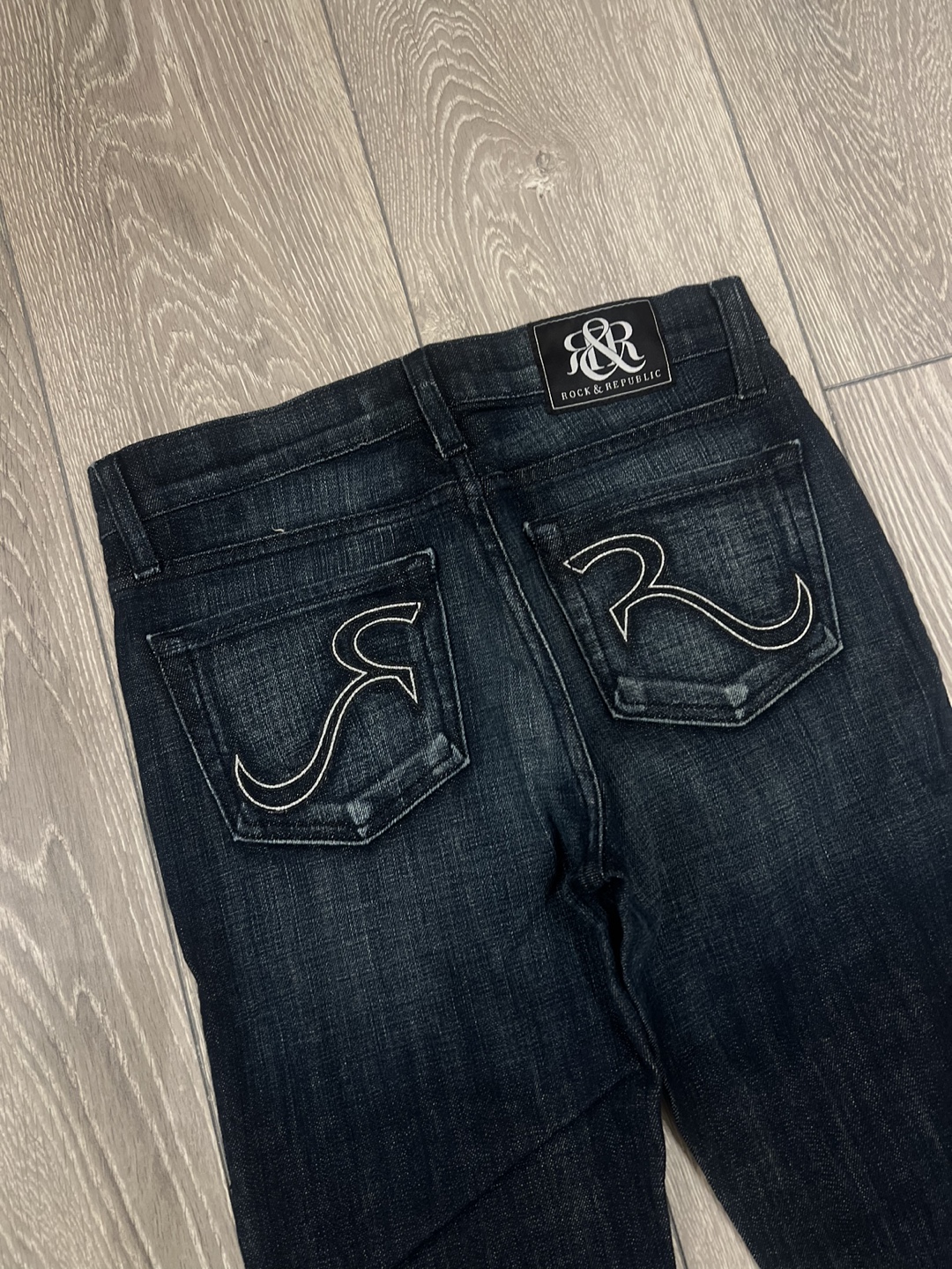 Rock & Republic Bootcut Jeans - photo 4