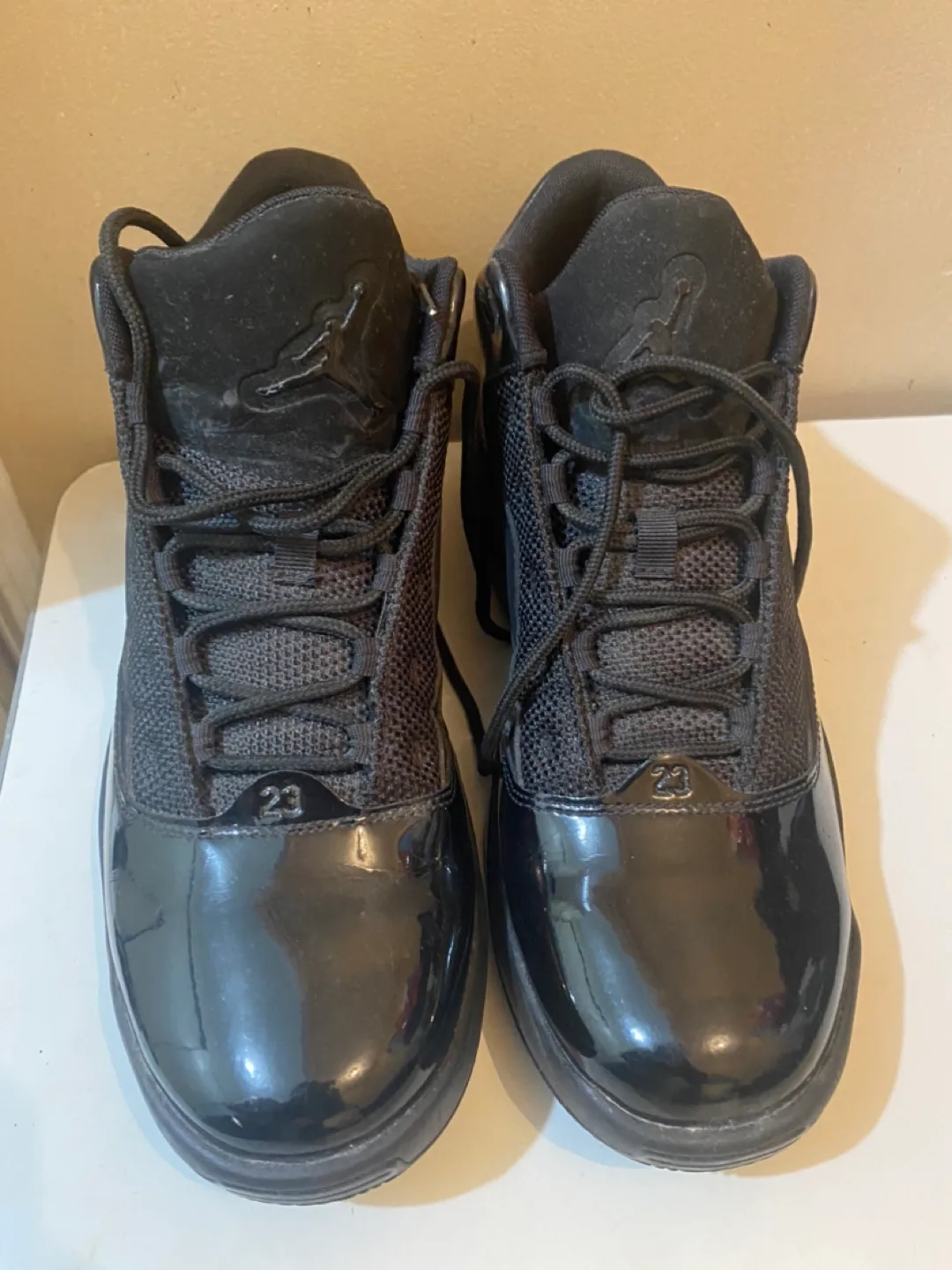 Jordan Max Aura 2 GS 'Triple Black' Men / size 8.5