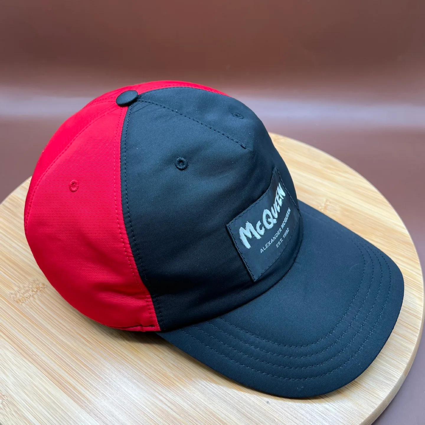 Alexander McQueen Graffiti Cap Blk/Red Size S image indicator(3)