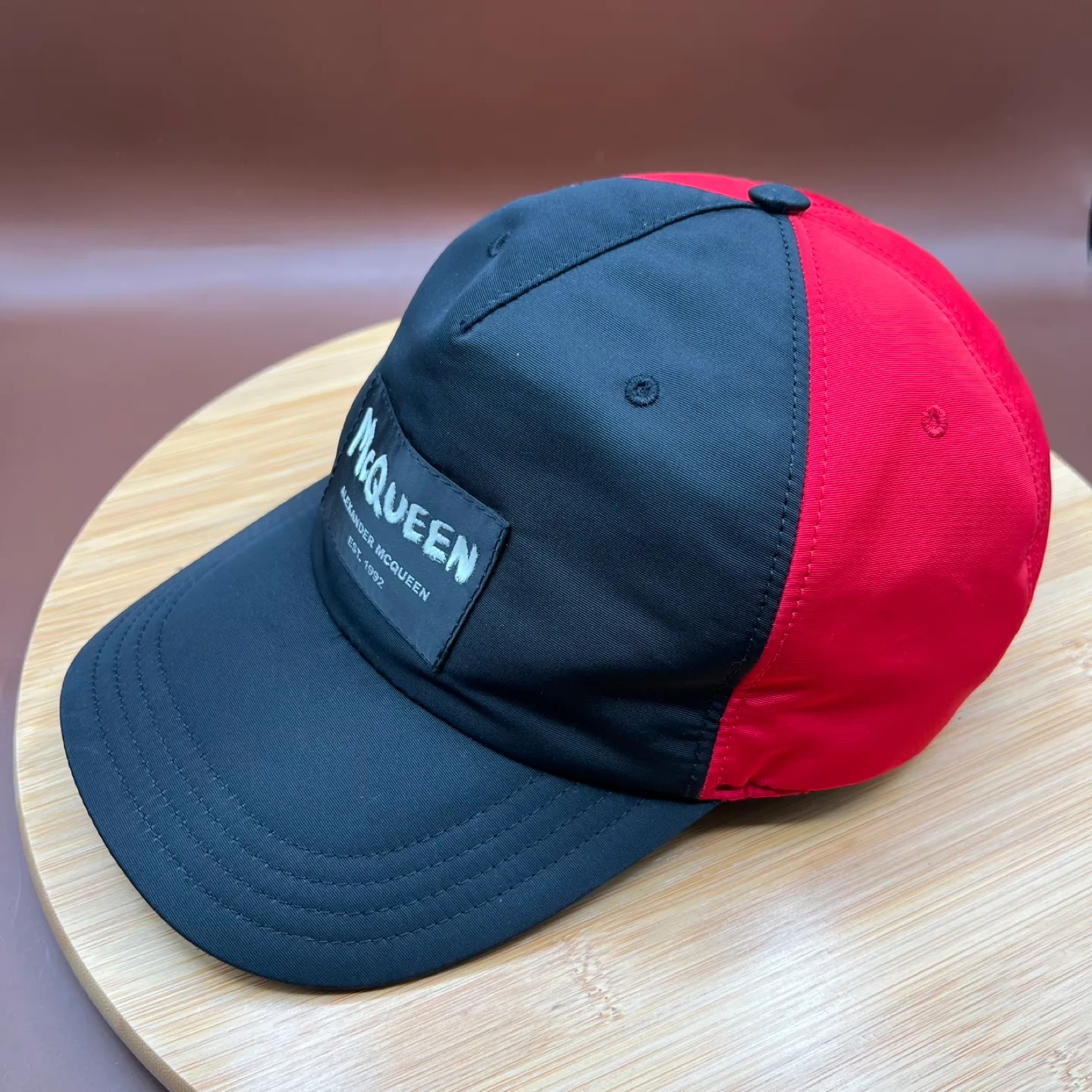 Alexander McQueen Graffiti Cap Blk/Red Size S image indicator(2)