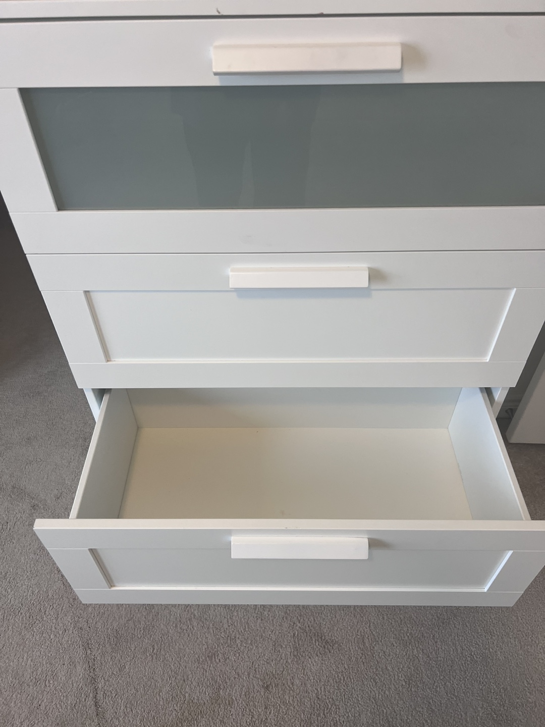 White 4 Drawer Chest of Drawers - photo 2