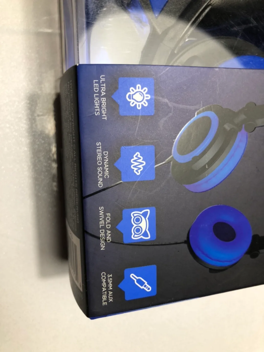 Hype Cat Ears LED Headphones with Mic image indicator(2)