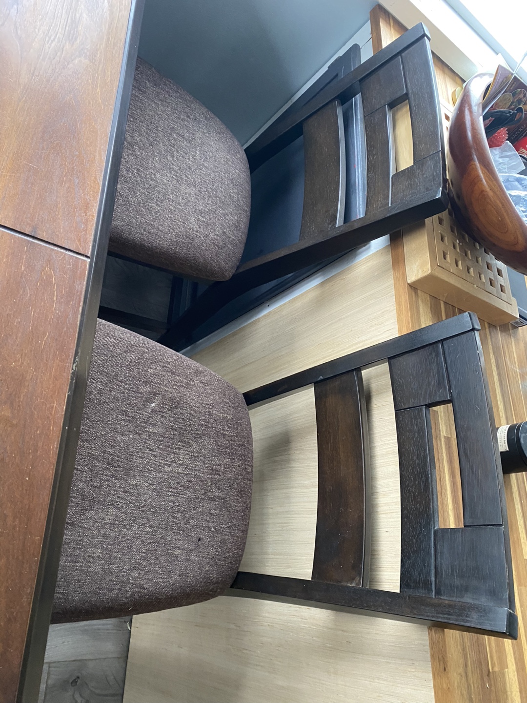 6 Piece Brown Pub Table Set with Leaf - photo 3