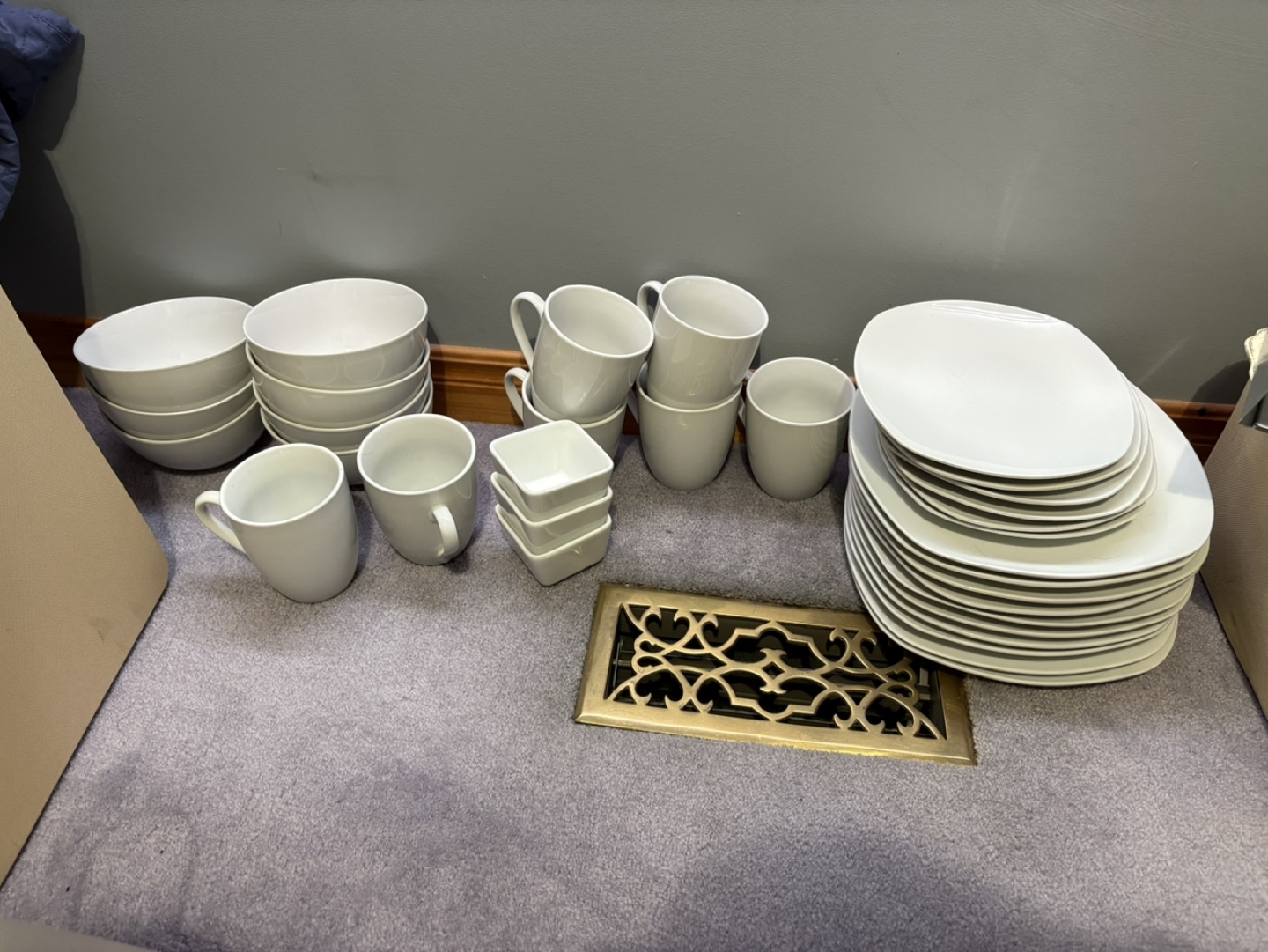Solid White Ceramic Dish Set