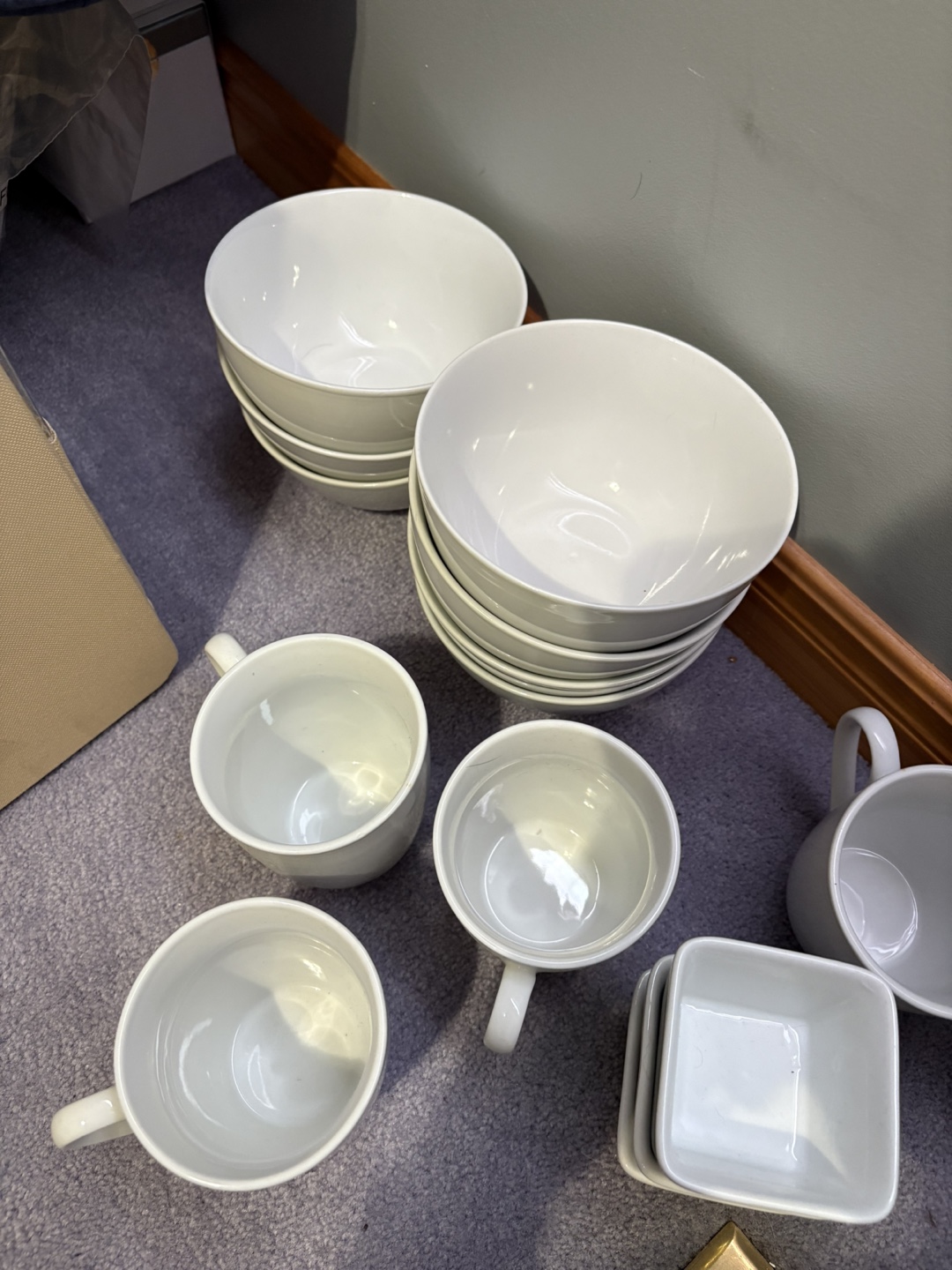 Solid White Ceramic Dish Set - photo 2