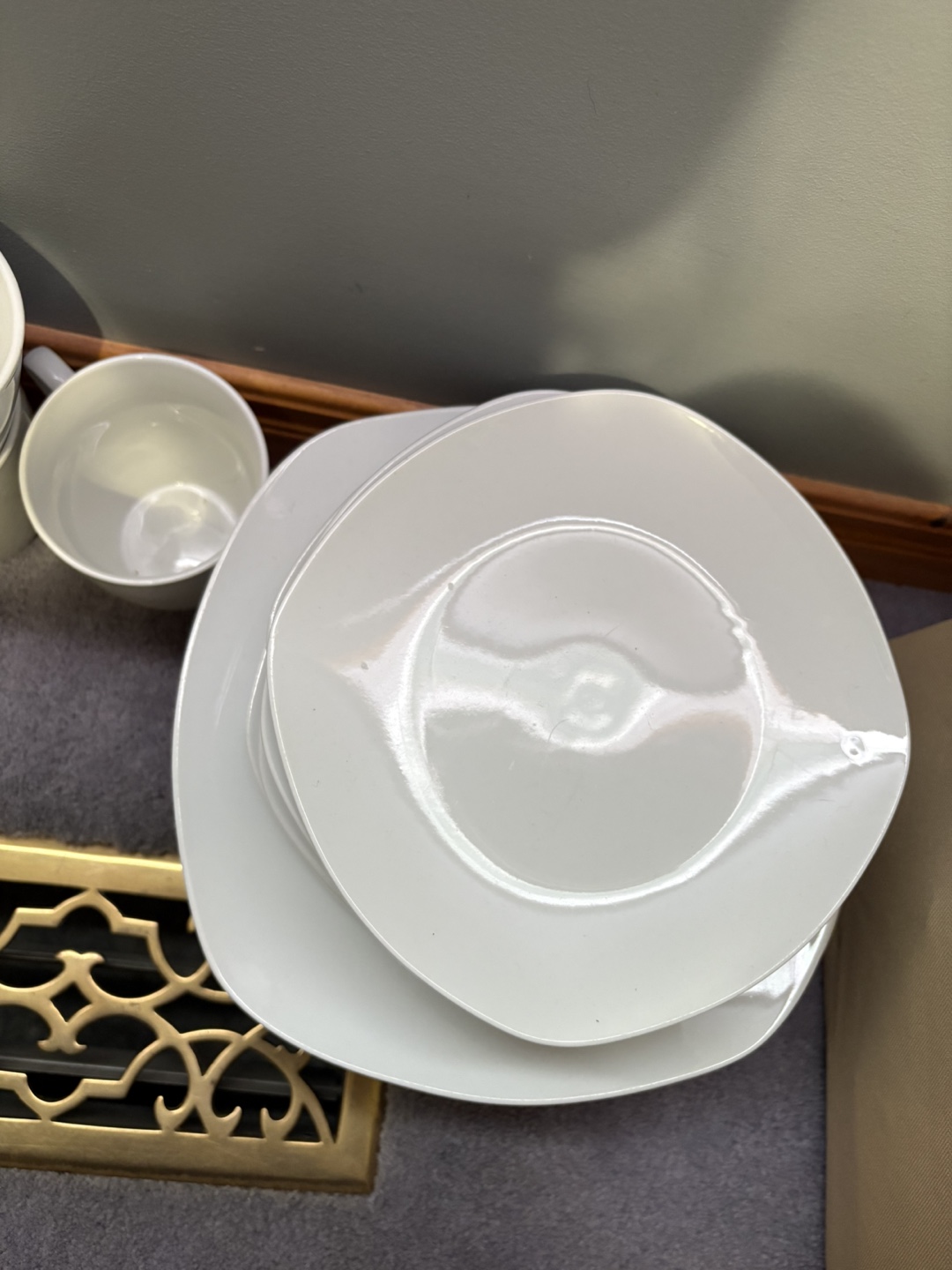 Solid White Ceramic Dish Set - photo 3