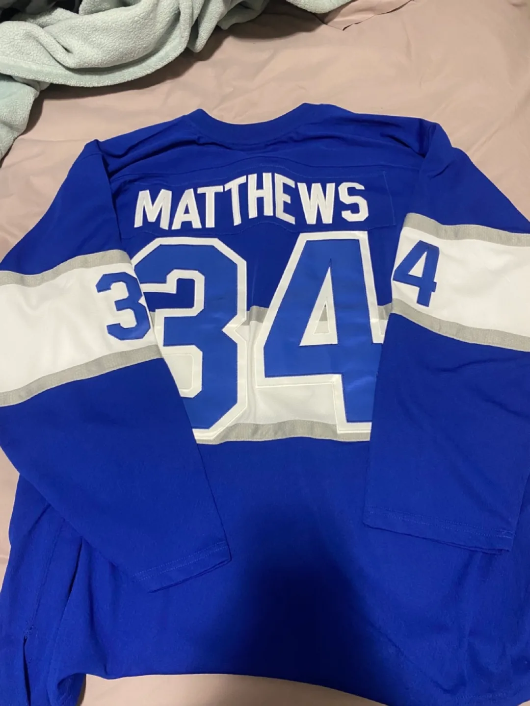 Toronto Maple Leafs Austin Matthews #34 Jersey image indicator(2)