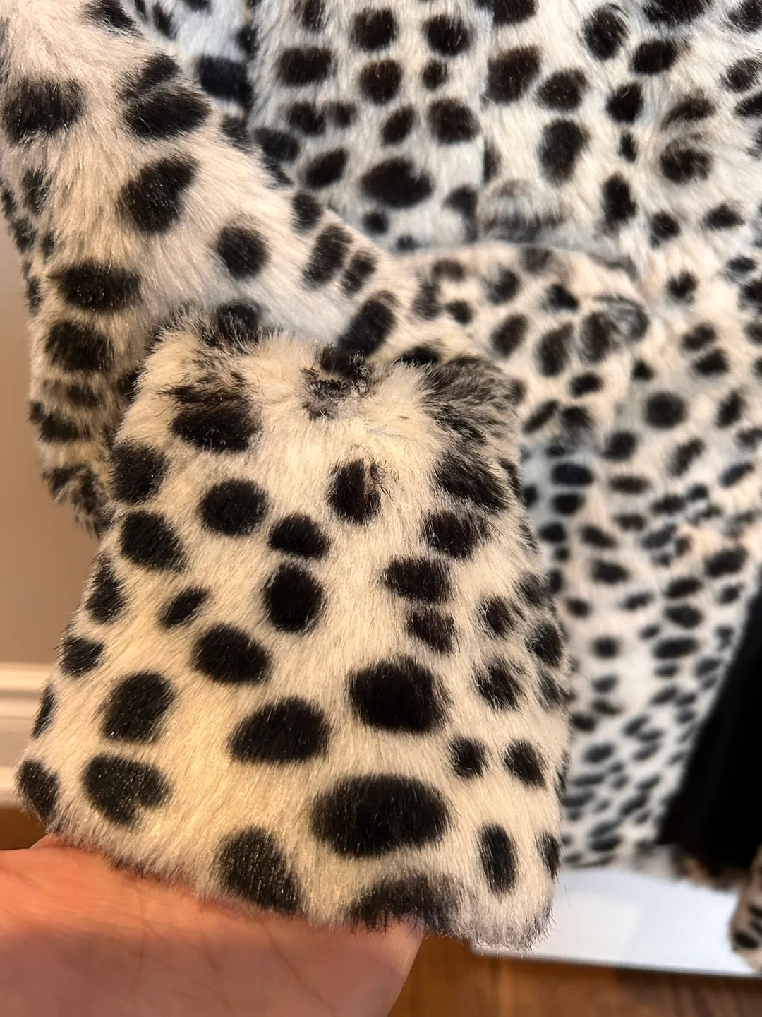 Girls' Leopard Print Faux Fur Coat, Size 10-12 image indicator(4)