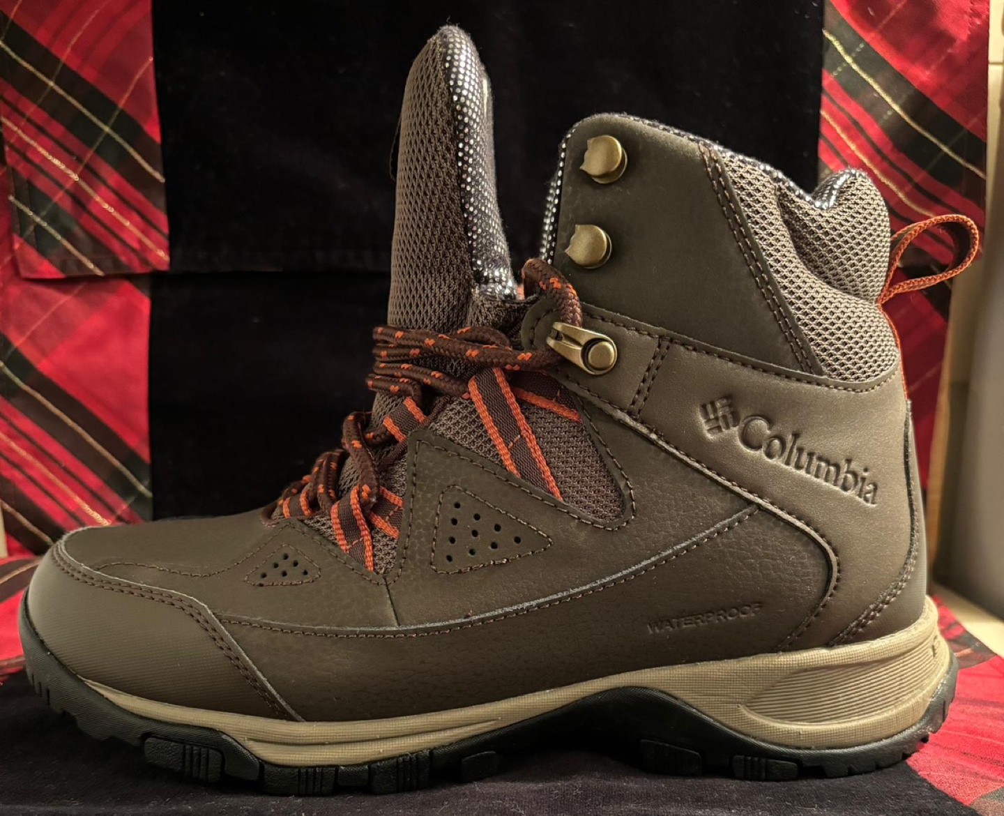 Columbia Men's Size 7 Brown Hiking Boots