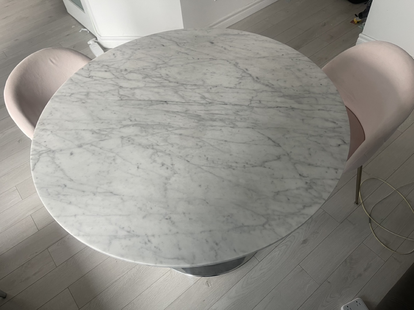 Round Marble Dining Table - $150 - photo 2