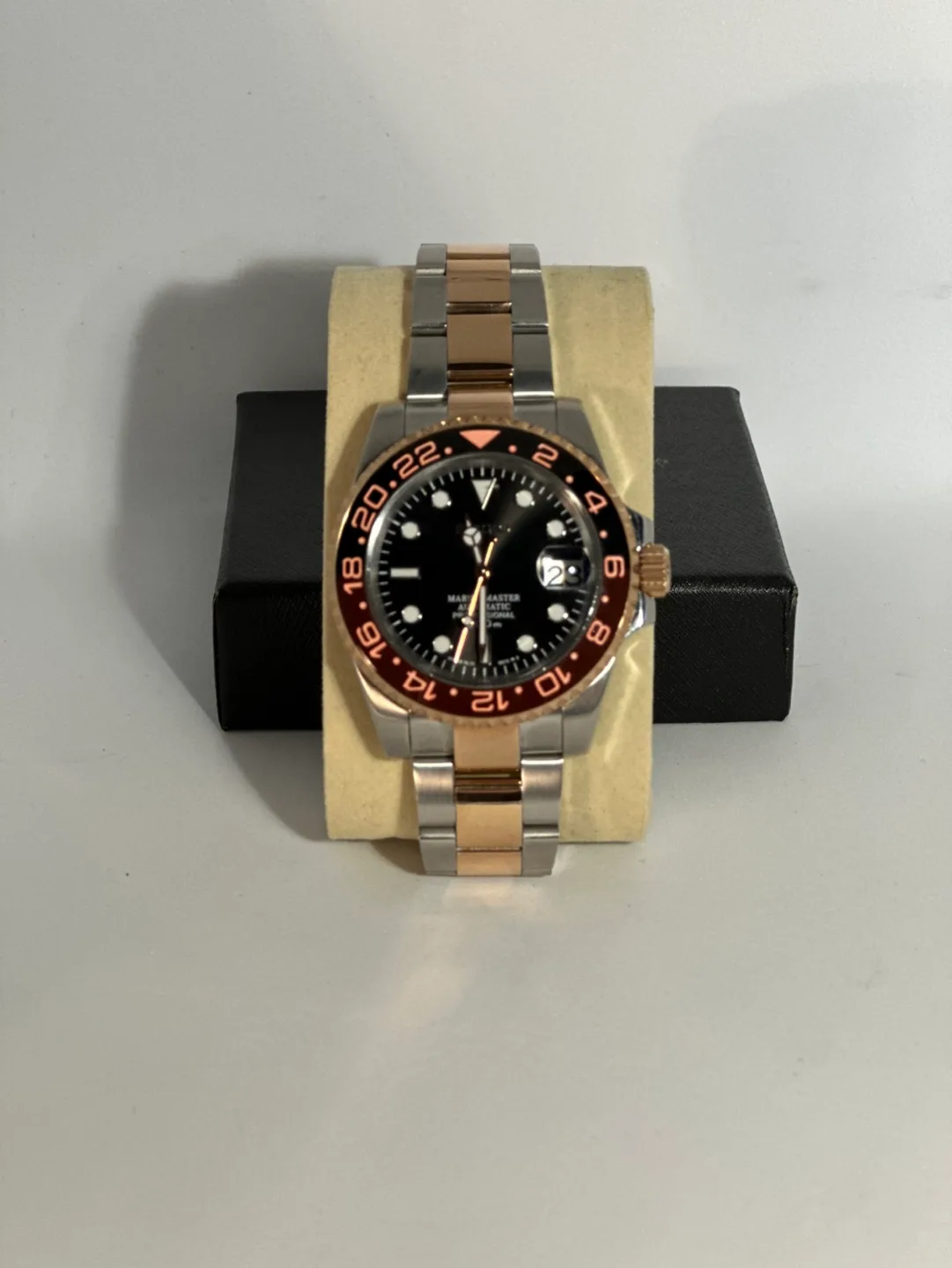 Men's Seiko RootBeer Mod Automatic Watch image indicator(3)