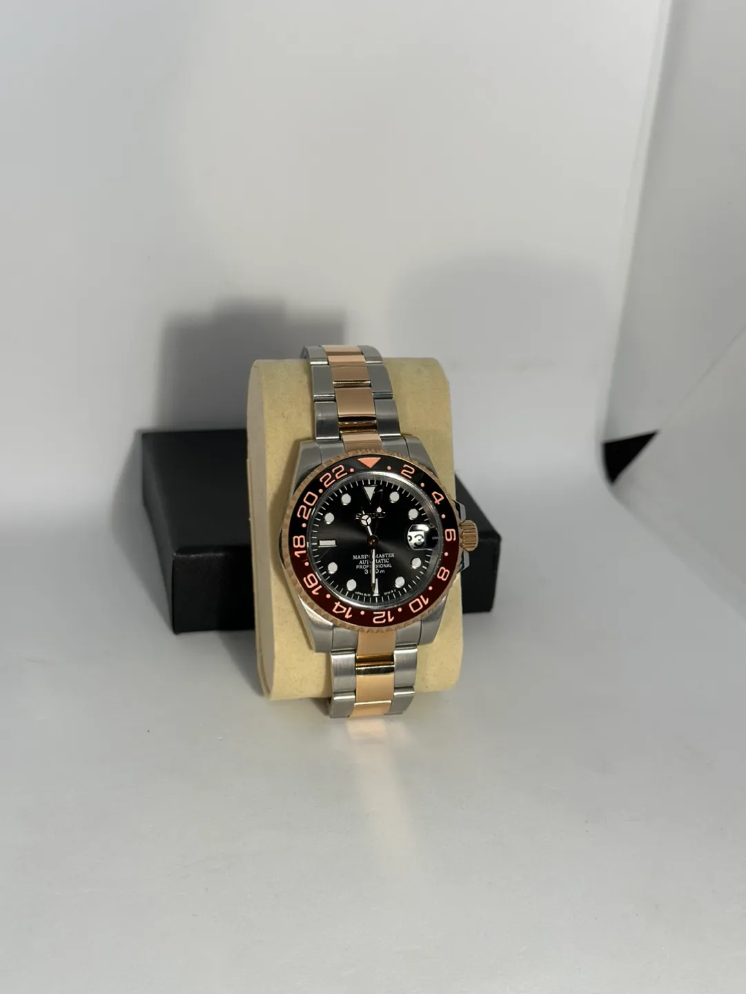 Men's Seiko RootBeer Mod Automatic Watch image indicator(4)