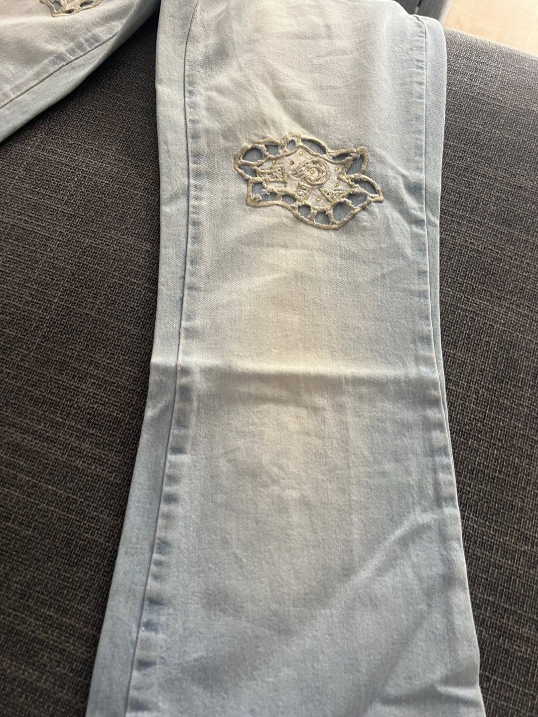 Ossira Light Wash Flare Jeans with Embroidery - photo 5