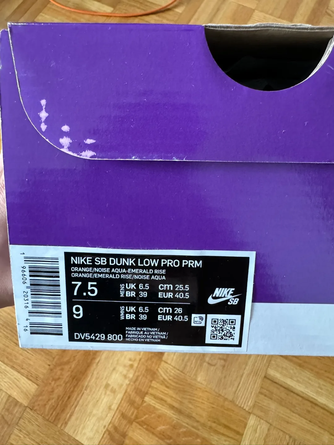 Nike SB Dunk Low Pro Premium image indicator(2)