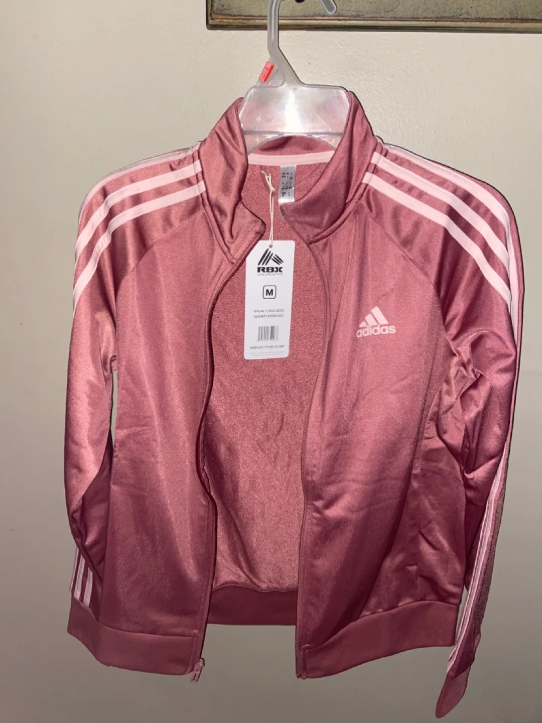 BNWT Adidas Women’s Essentials 3-stripes track top size M image indicator(2)