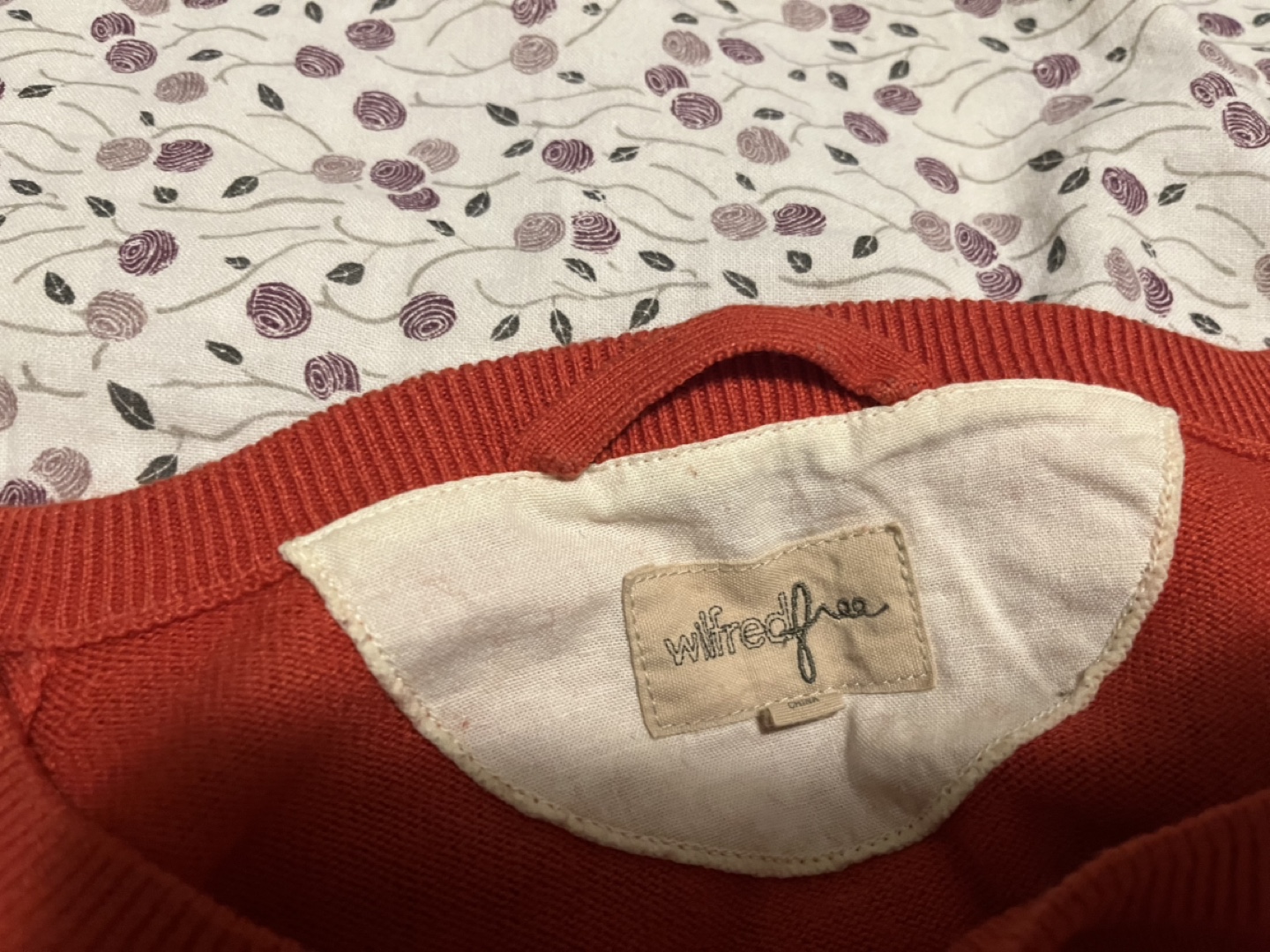 Women's Clothing Bundle: Scrubs & Knitwear - photo 5