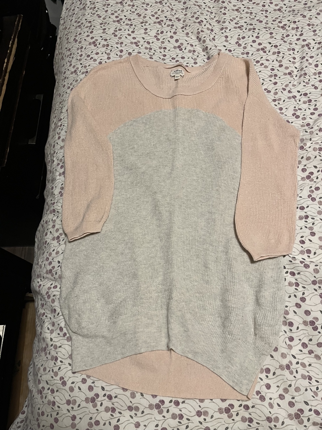 Women's Clothing Bundle: Scrubs & Knitwear - photo 3