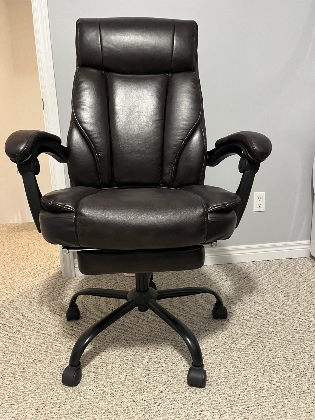 Executive Office Chair with footrest - Brown Leather