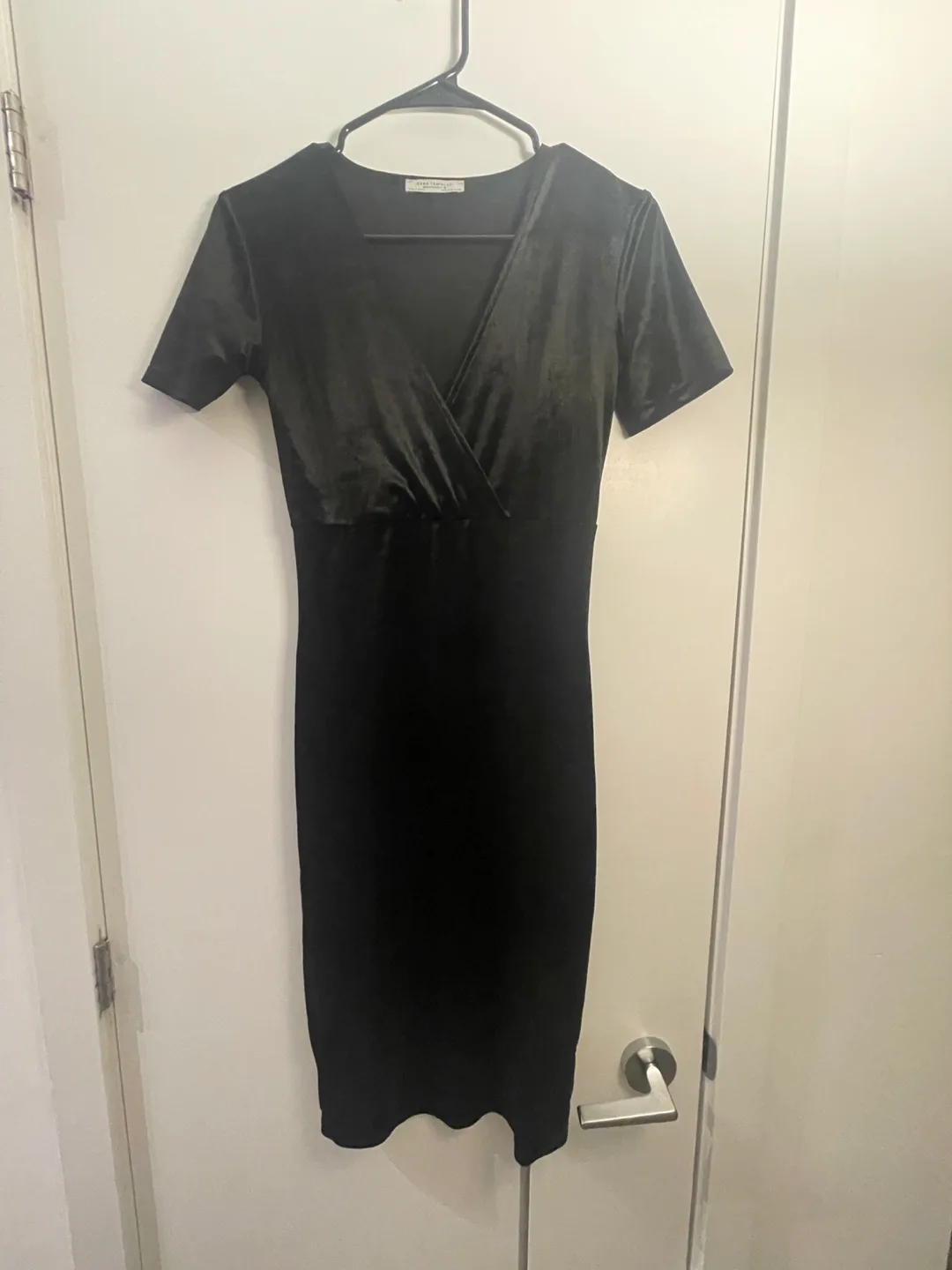 Two Dresses: Black Velvet Mini & Rose Gold Sequin Mini thumbnail