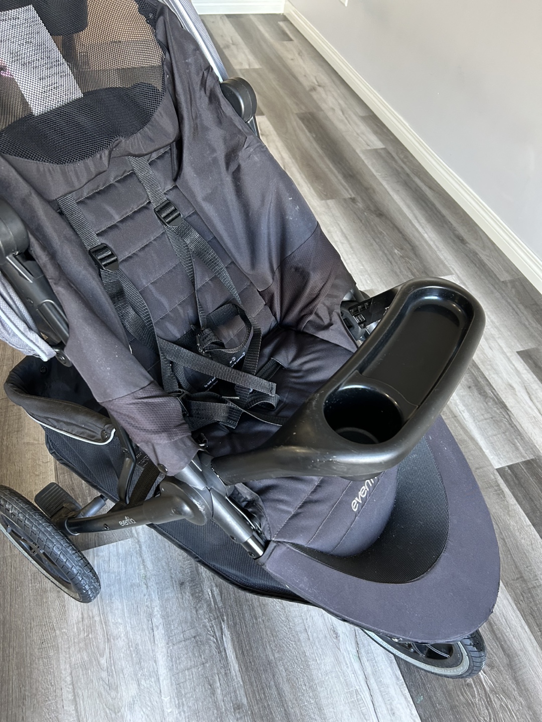 Evenflo stroller - photo 2