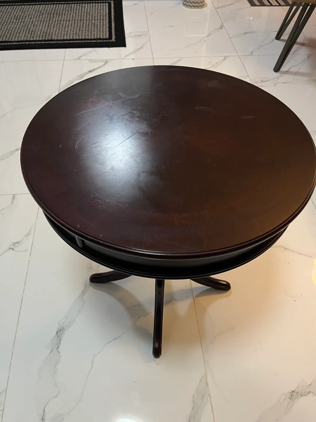 Round end table image indicator(2)