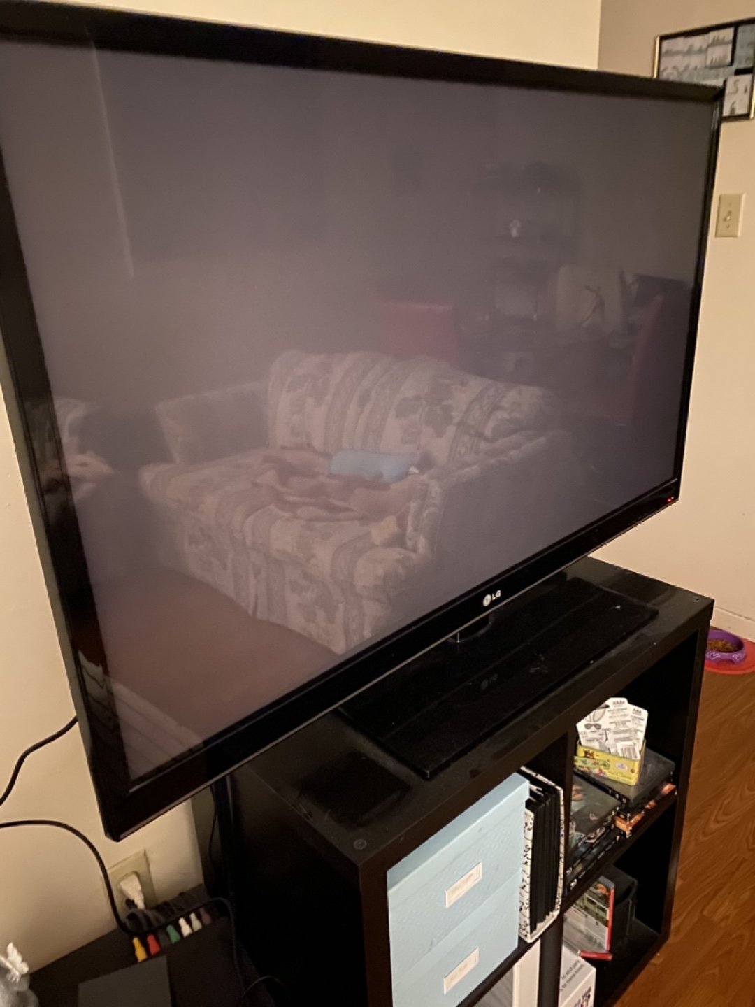 LG Flat Screen TV - Large Screen Size