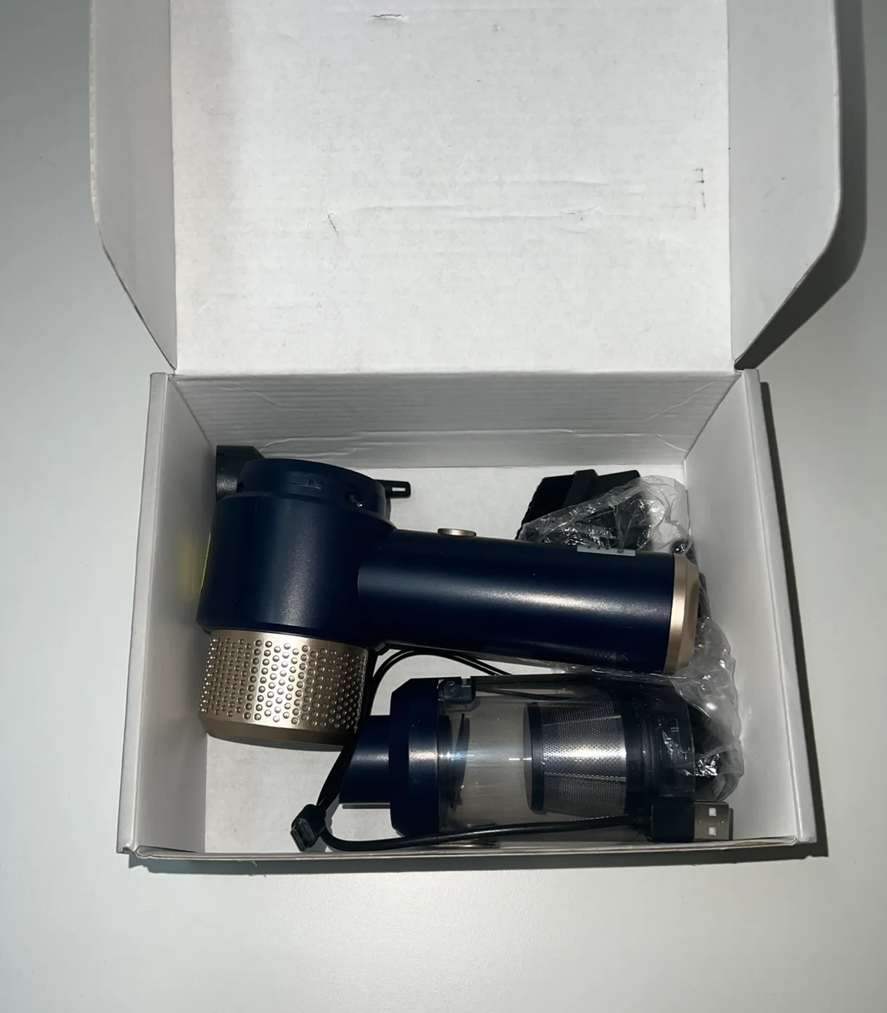 Car Vacuum Cleaner, Mini Vacuum Cleaner image indicator(2)