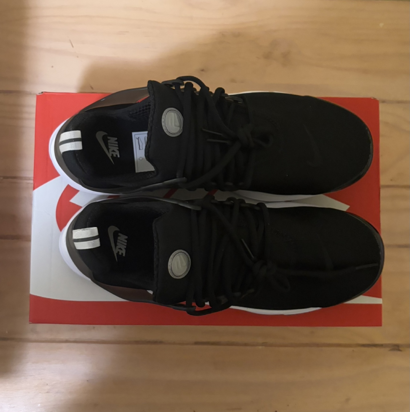 Nike Air Presto Black/White Mens US Size 11 - photo 2