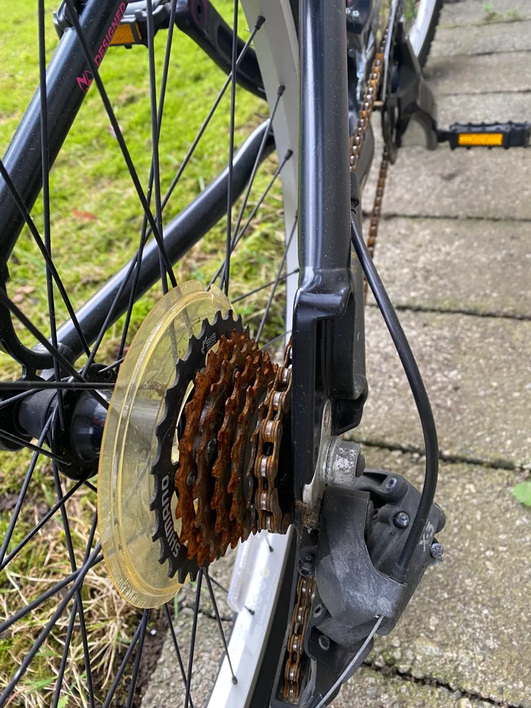 MEC Ace kids mountain bike (pink) image indicator(4)