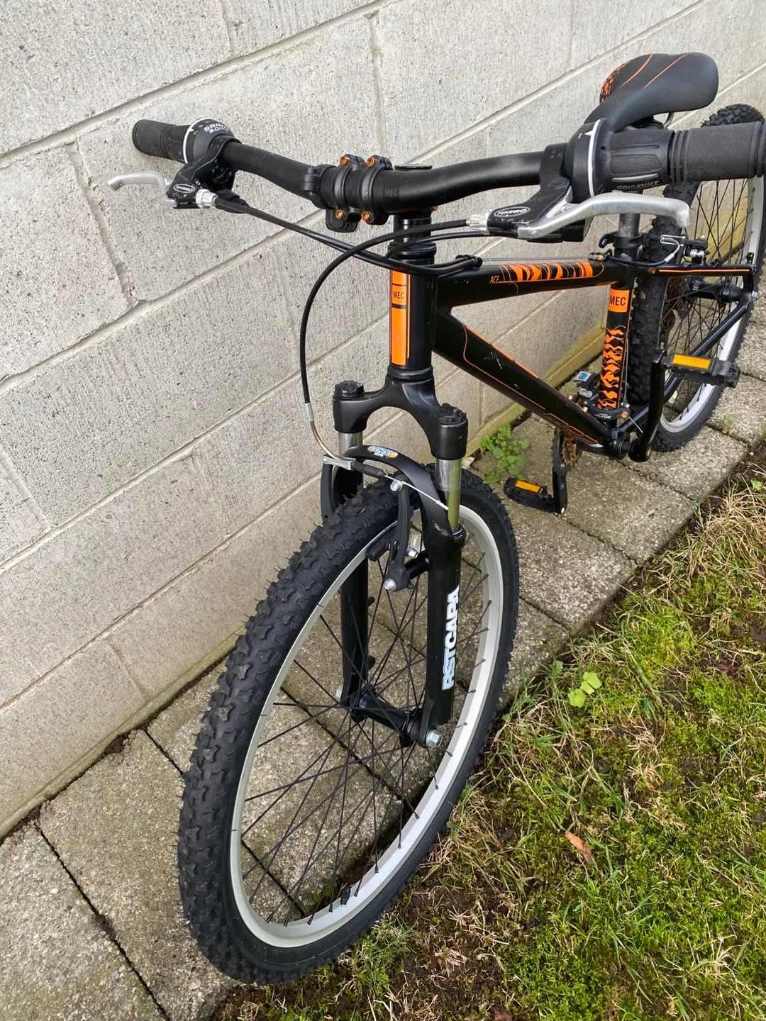 MEC Ace Kids Mountain Bike (orange) image indicator(2)