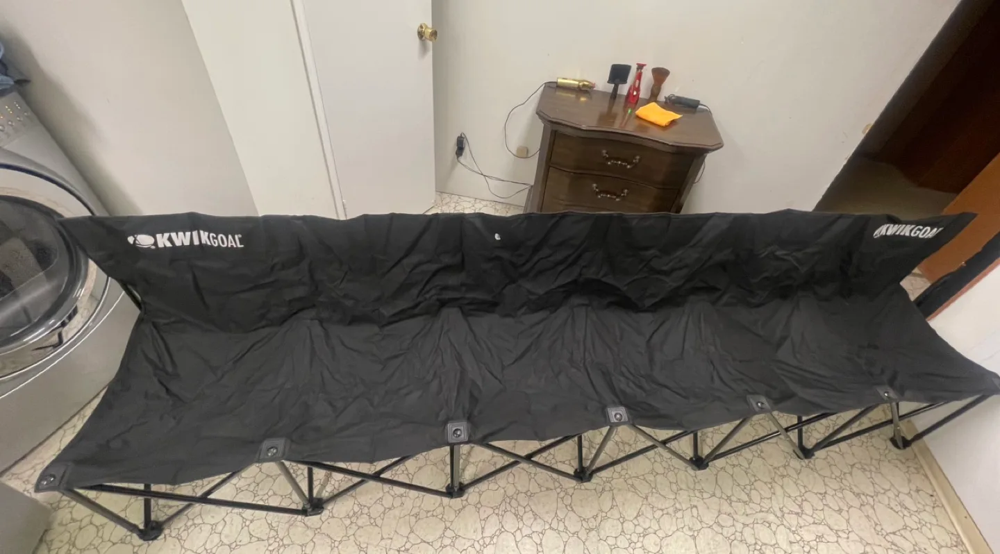 Kwik Goal 6-Person Folding Bench image indicator(3)