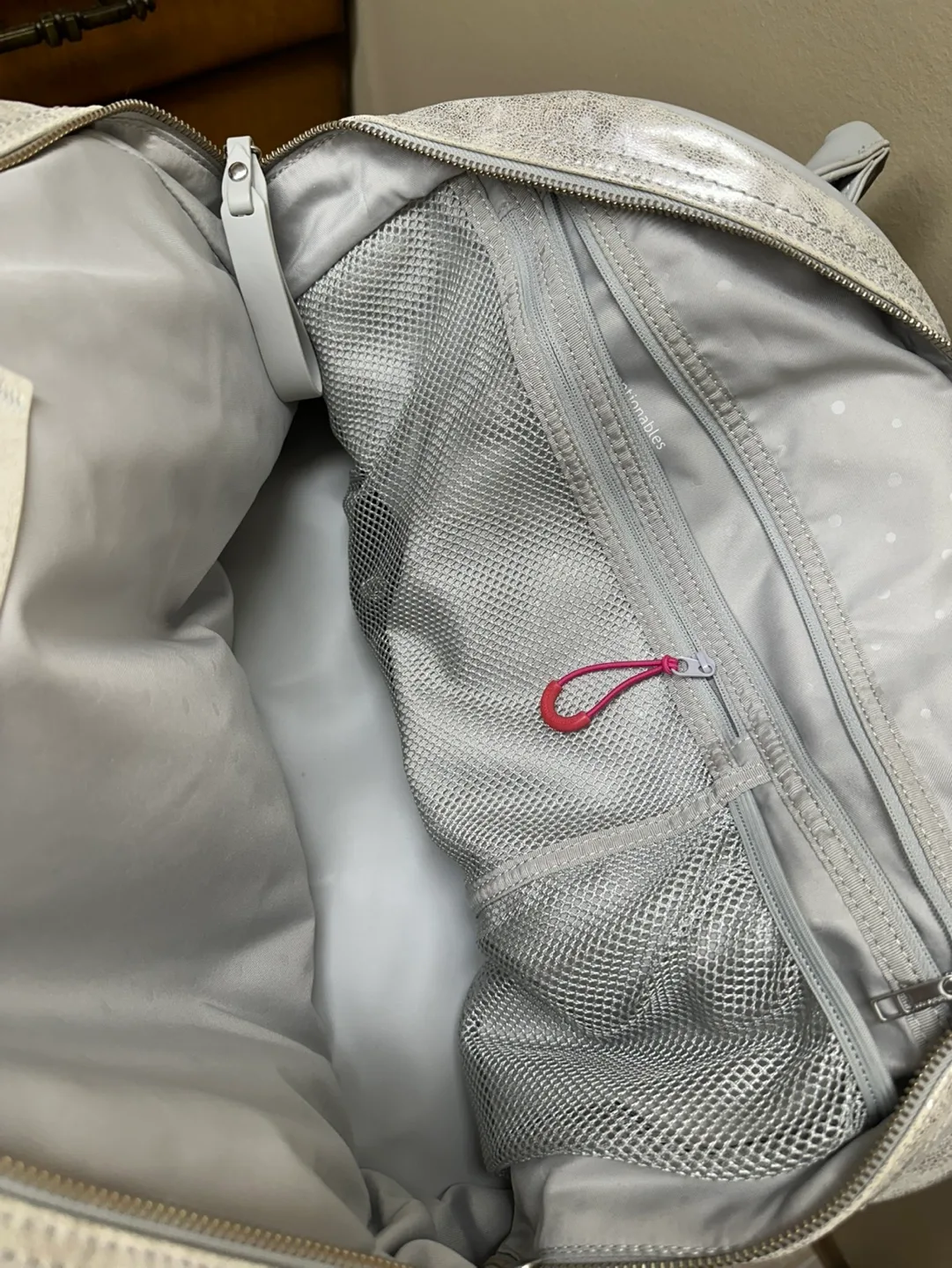 Lululemon Workout/Yoga or Overnight Bag image indicator(5)