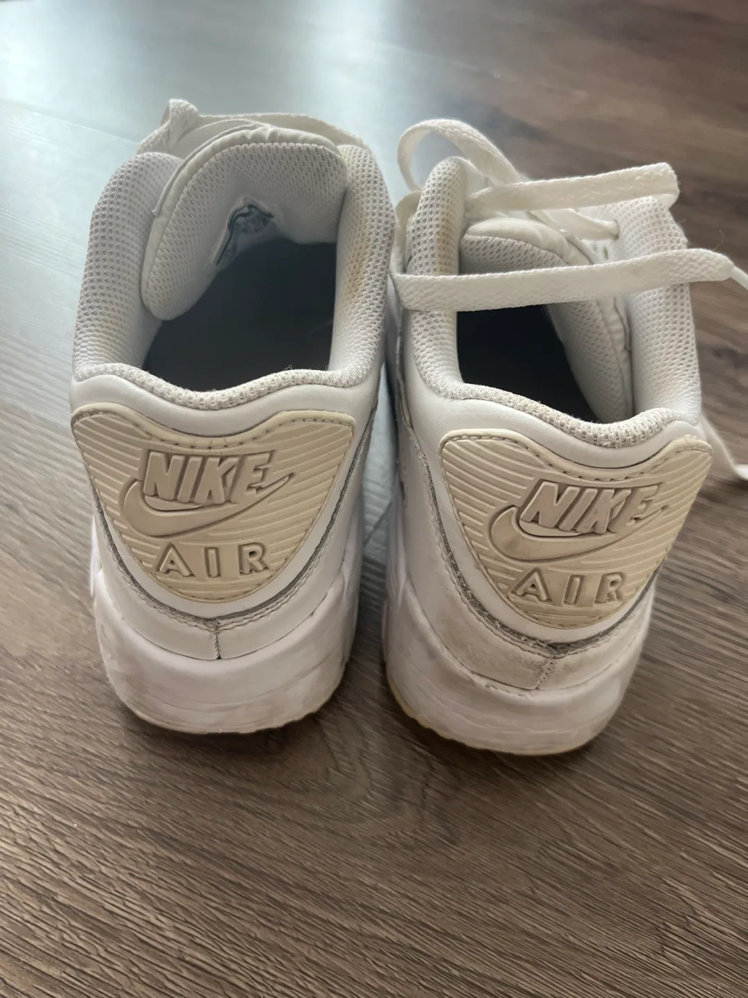 Women's Nike Air Max 90 White Sneakers image indicator(2)