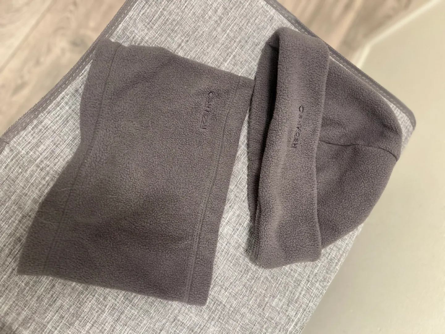 OshKosh B'Gosh Boys' Size 8 Ski Suit - Orange & Grey image indicator(7)