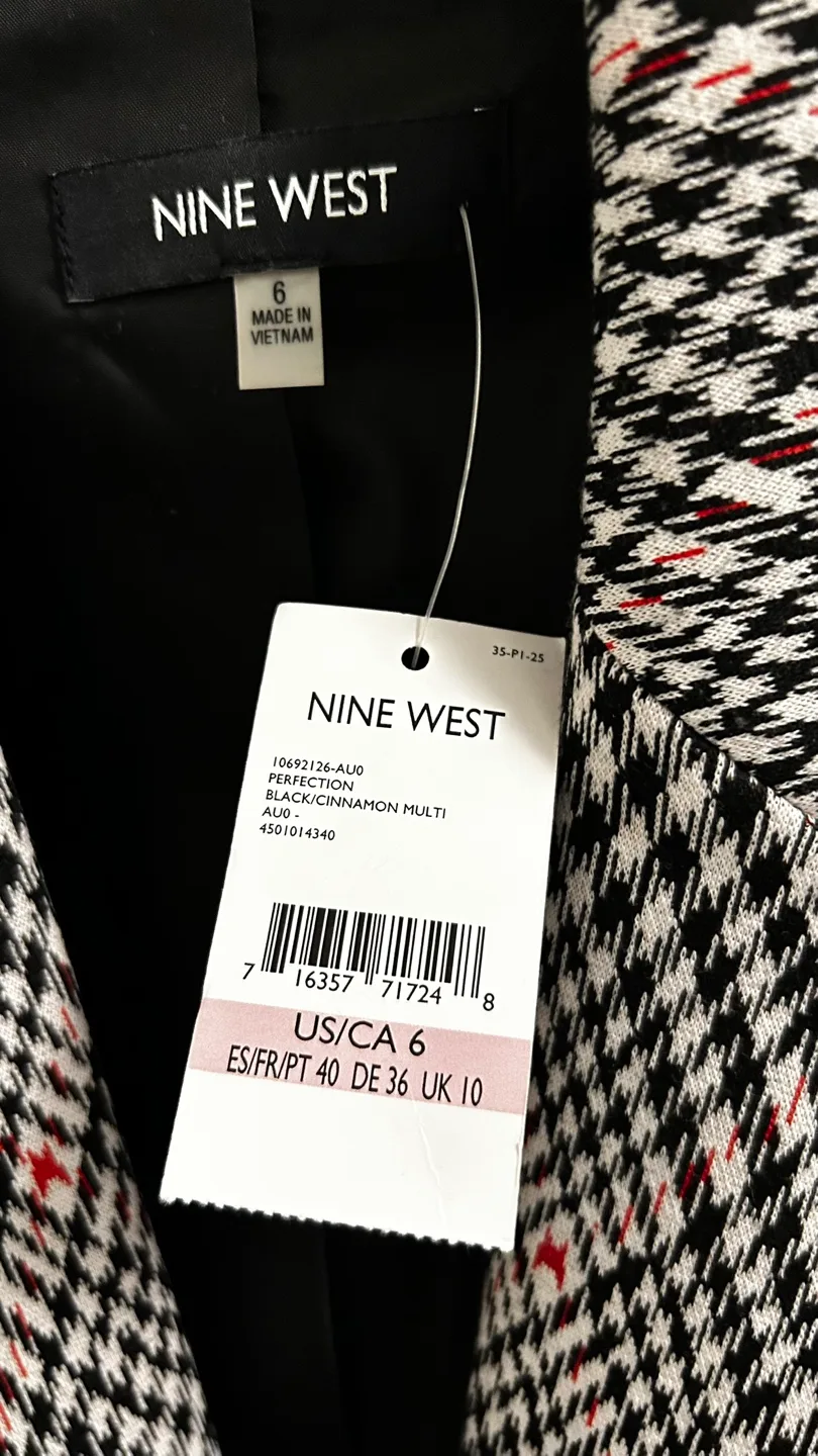 Nine West Women's Black and White Houndstooth Blazer Jacket image indicator(4)