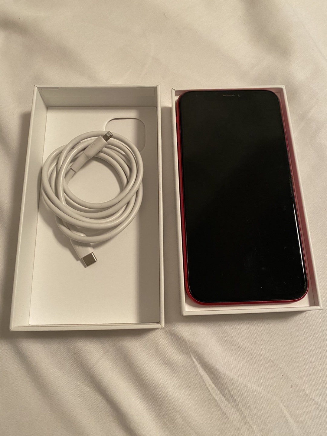 Iphone 11 - mint condition! - photo 2