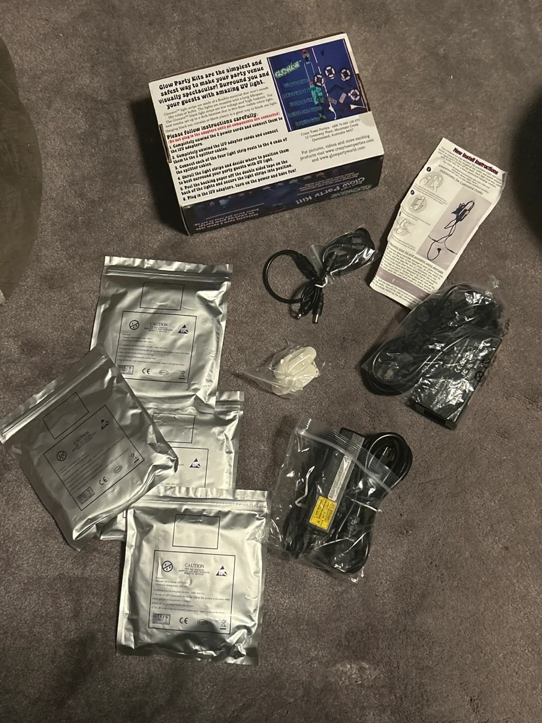 🥕🪩🕺🏼Glowave Black Light Glow Party Kit image indicator(2)