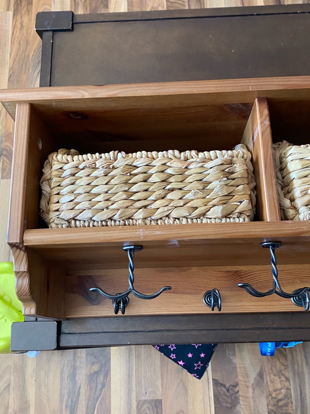 IKEA LEKSVIK Wall-mounted shelf with baskets - photo 2