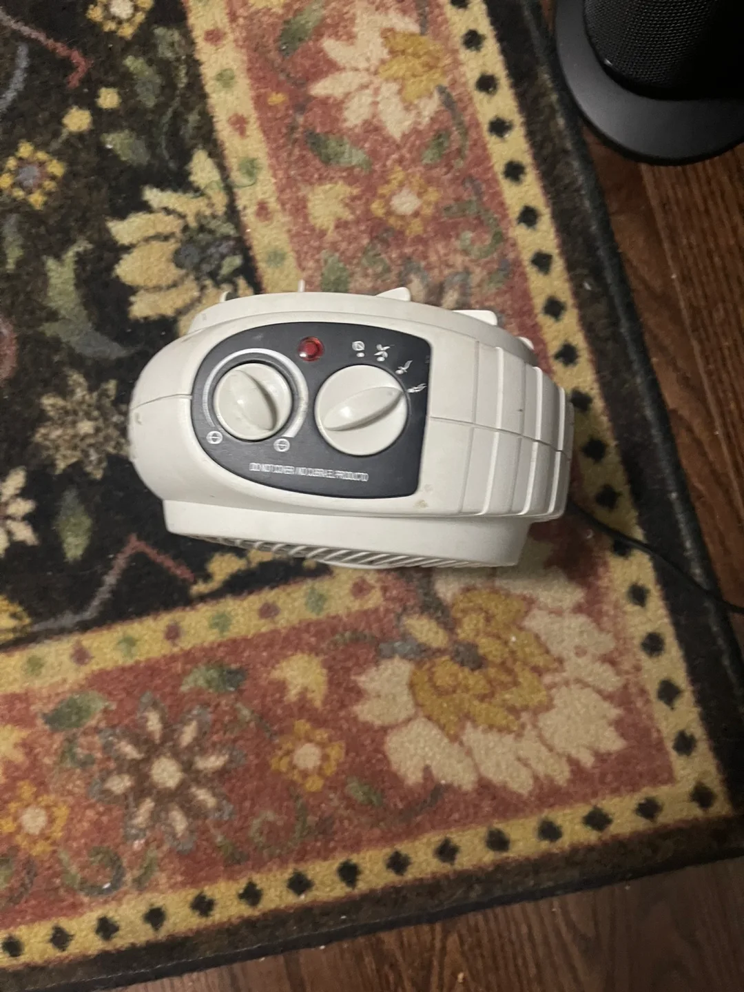 Small Personal Oscillating Heater image indicator(2)